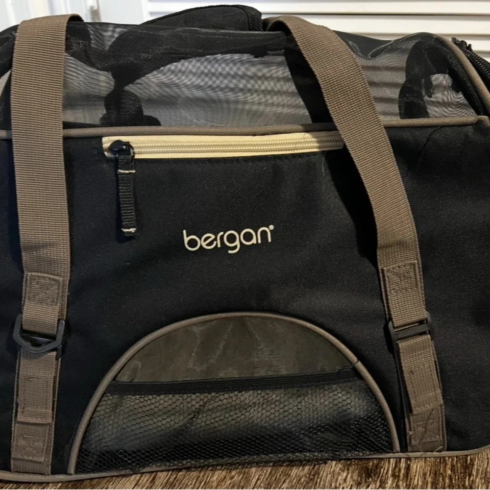 Black and Tan Pet Carrier